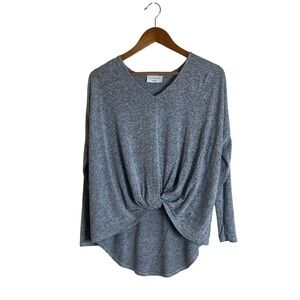Lavender‎ Field gray long sleeve knit top. Size small